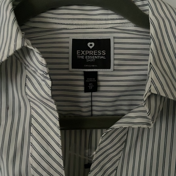Express Essential Button Down Stripped Dress Shirt - Picture 2 of 6